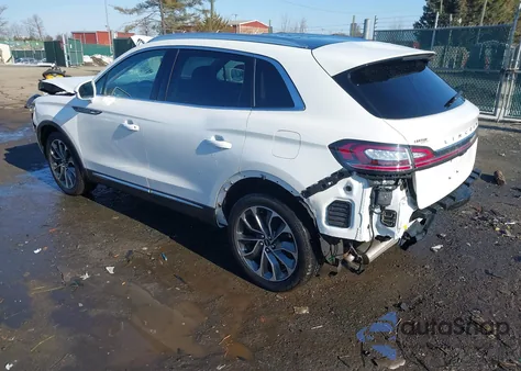 2022 Lincoln Nautilus Reserve z USA, uszkodzony, nr VIN 2LMPJ8K98NBL23191